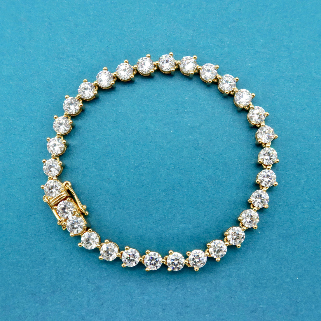 Natalie: Three Prong Diamond Tennis Bracelet - Lush and Company