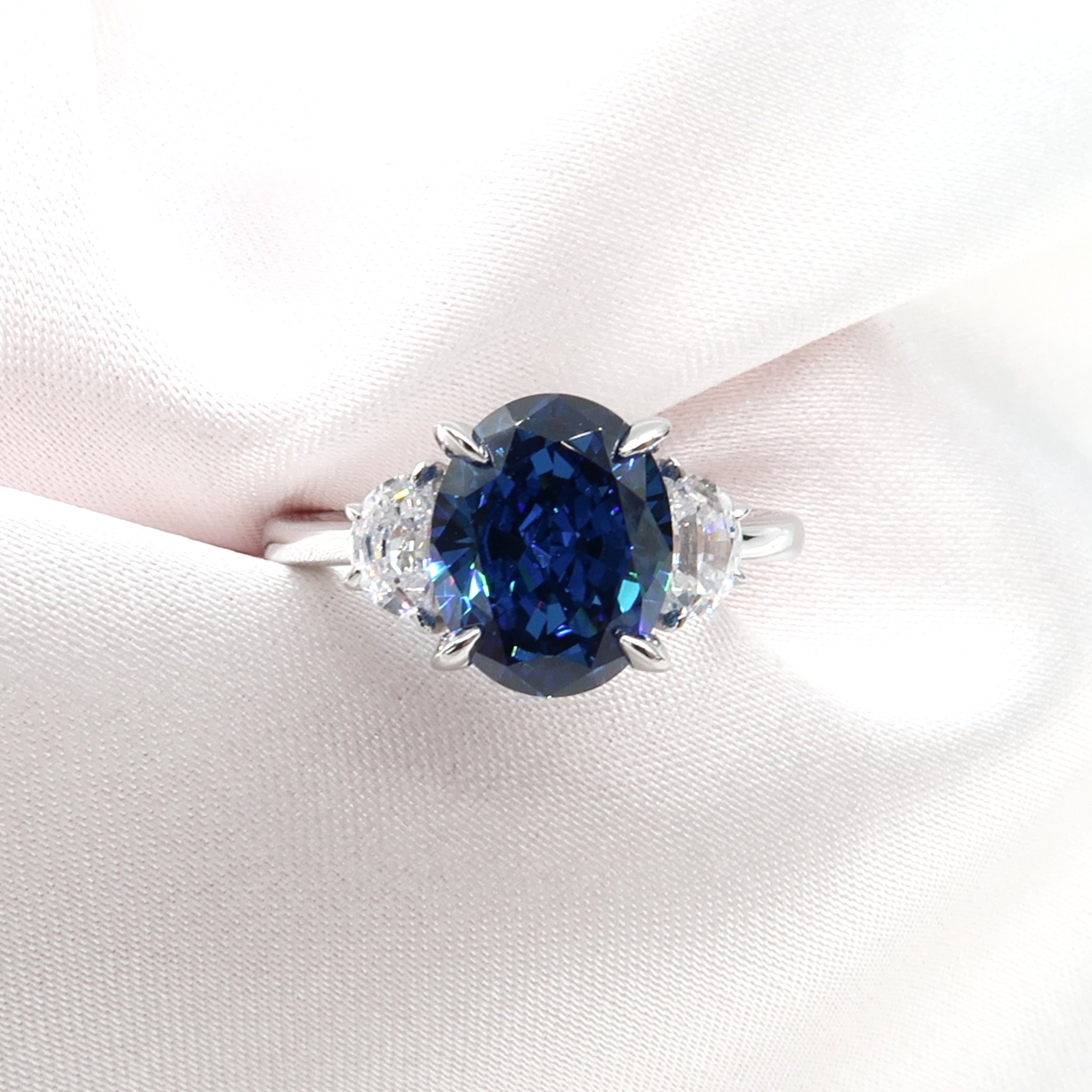 Evelina Ring – Gemstone Edition