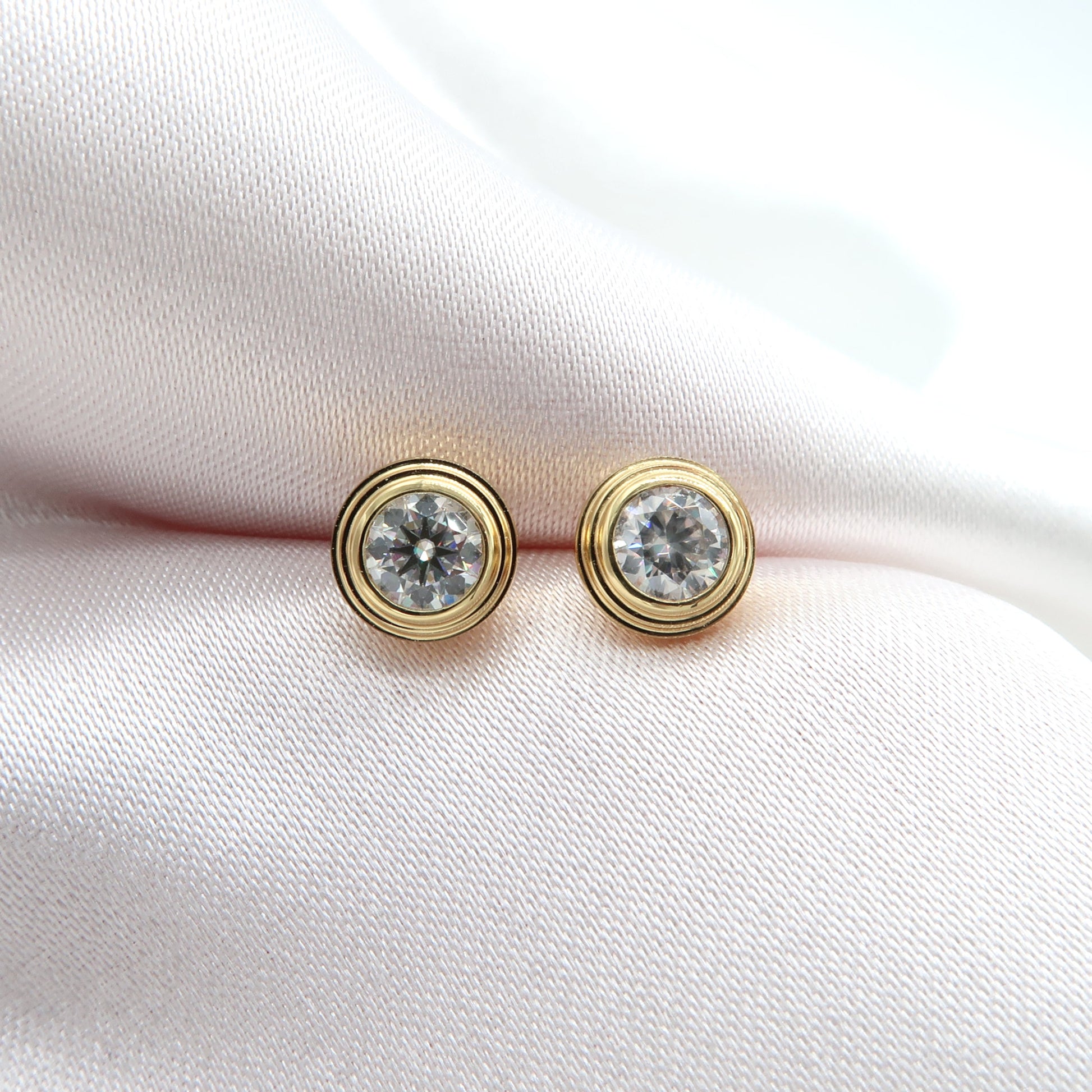 Layla: Diamond Bezel Earrings - Lush and Company