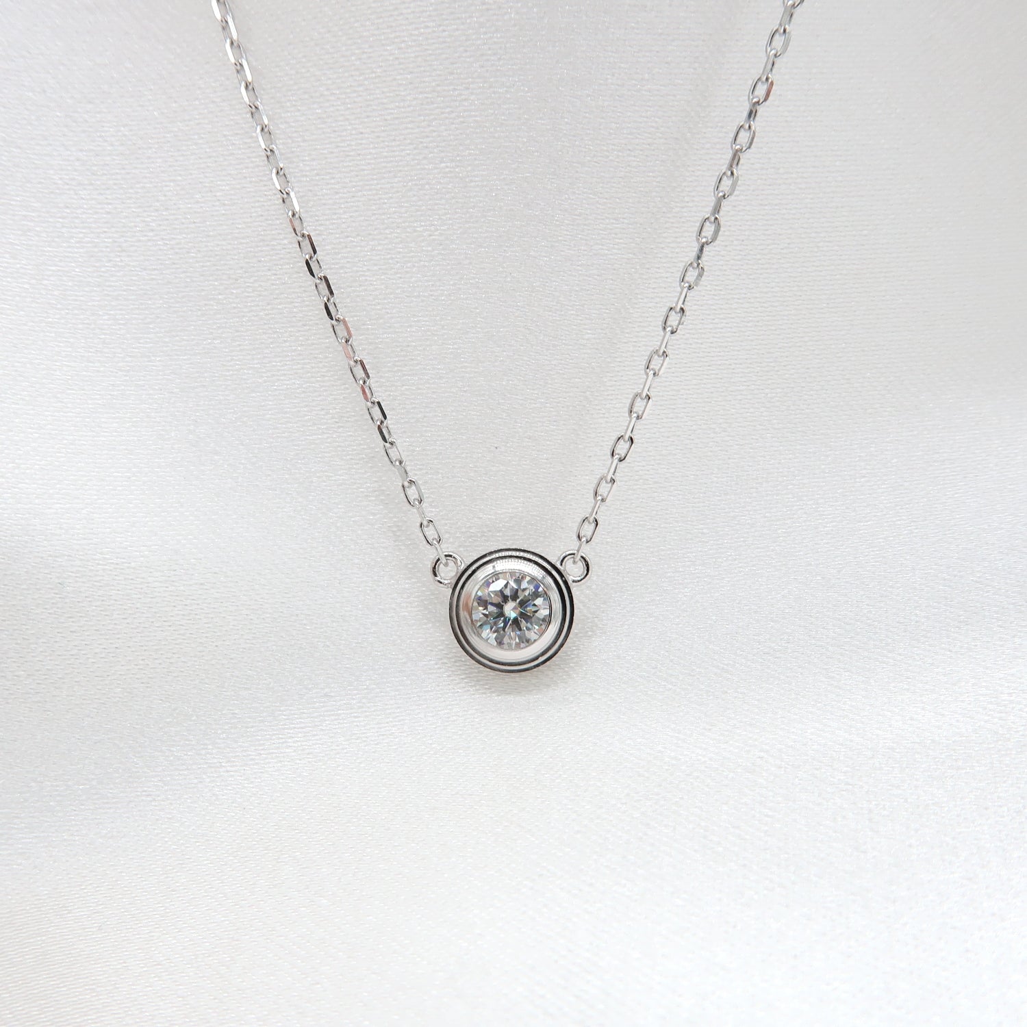 Layla: Diamond Bezel Necklace - Lush and Company