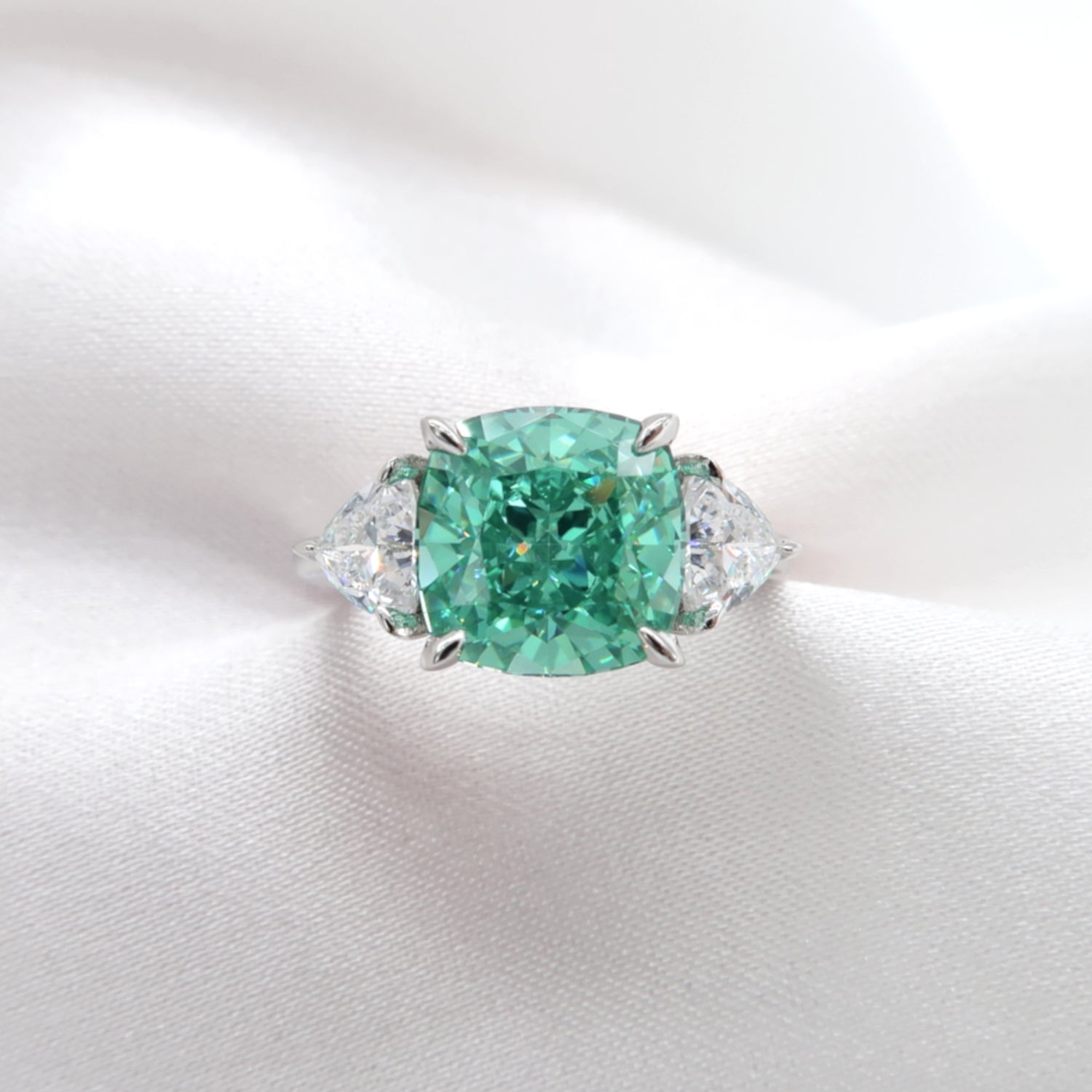 Zulma Ring – Gemstone Edition