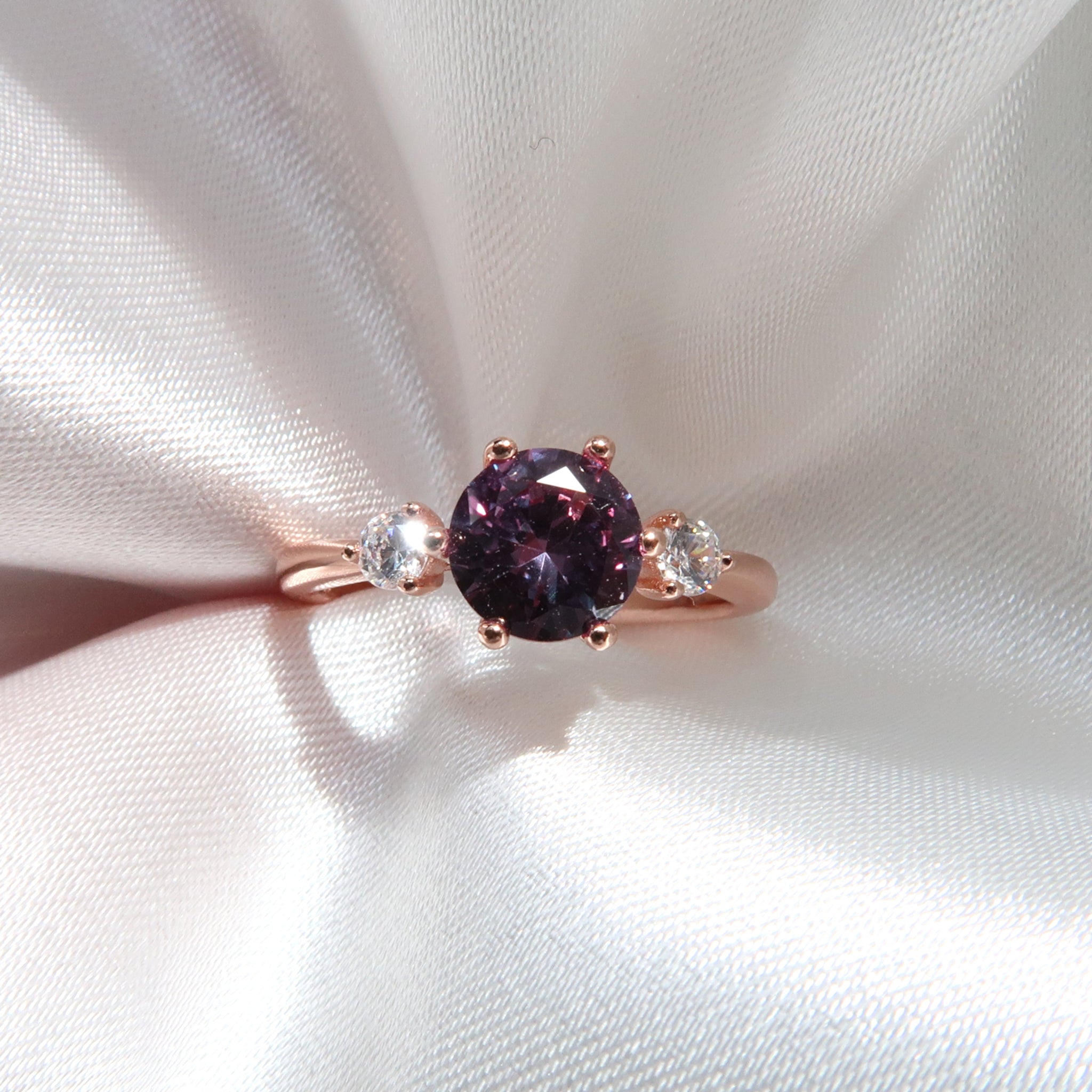 1 Carat Round Alexandrite Three Stone Ring - Lush and Company